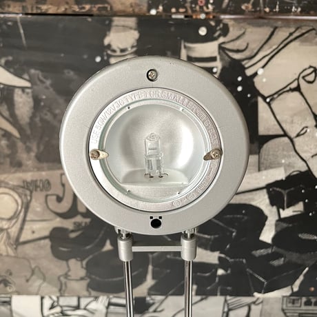 USED FLOOR LAMP