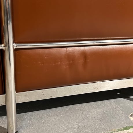 USED METAL FRAME LEATHER 3P SOFA