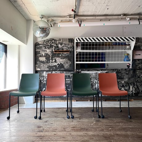 JAPAN USED "KOKUYO / MYCKET" STACKING CARRY CHAIR