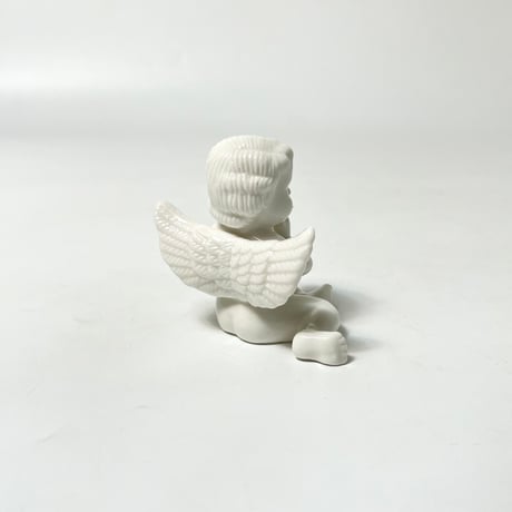 USED PORCELAIN ANGEL MOTIF