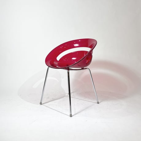 USED IRON LEG ACRYLIC CHAIR