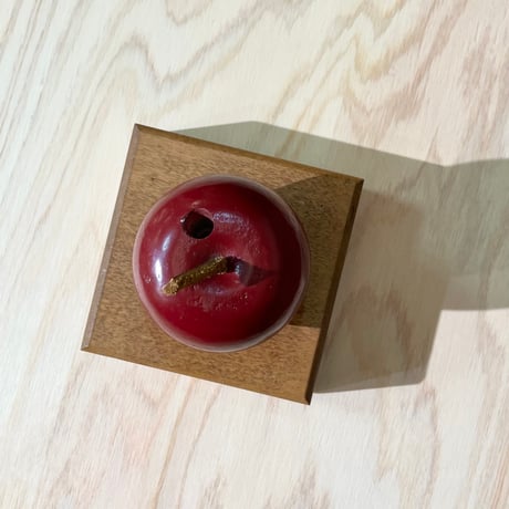 USED APPLE PEN HOLDER