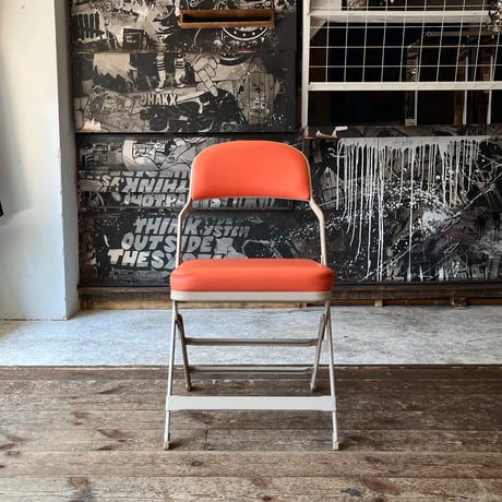 USED “CLARIN” STEEL FRAME VINYL LEATHER FOLDING CHAIR