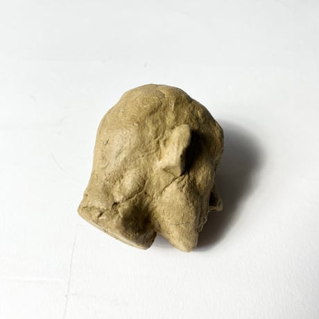 USED HANDMADE CLAY BUST OBJECT