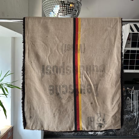 VINTAGE MOROCCAN RUG