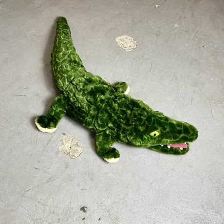 USED “WISHPETS” STUFFED CROCODILE