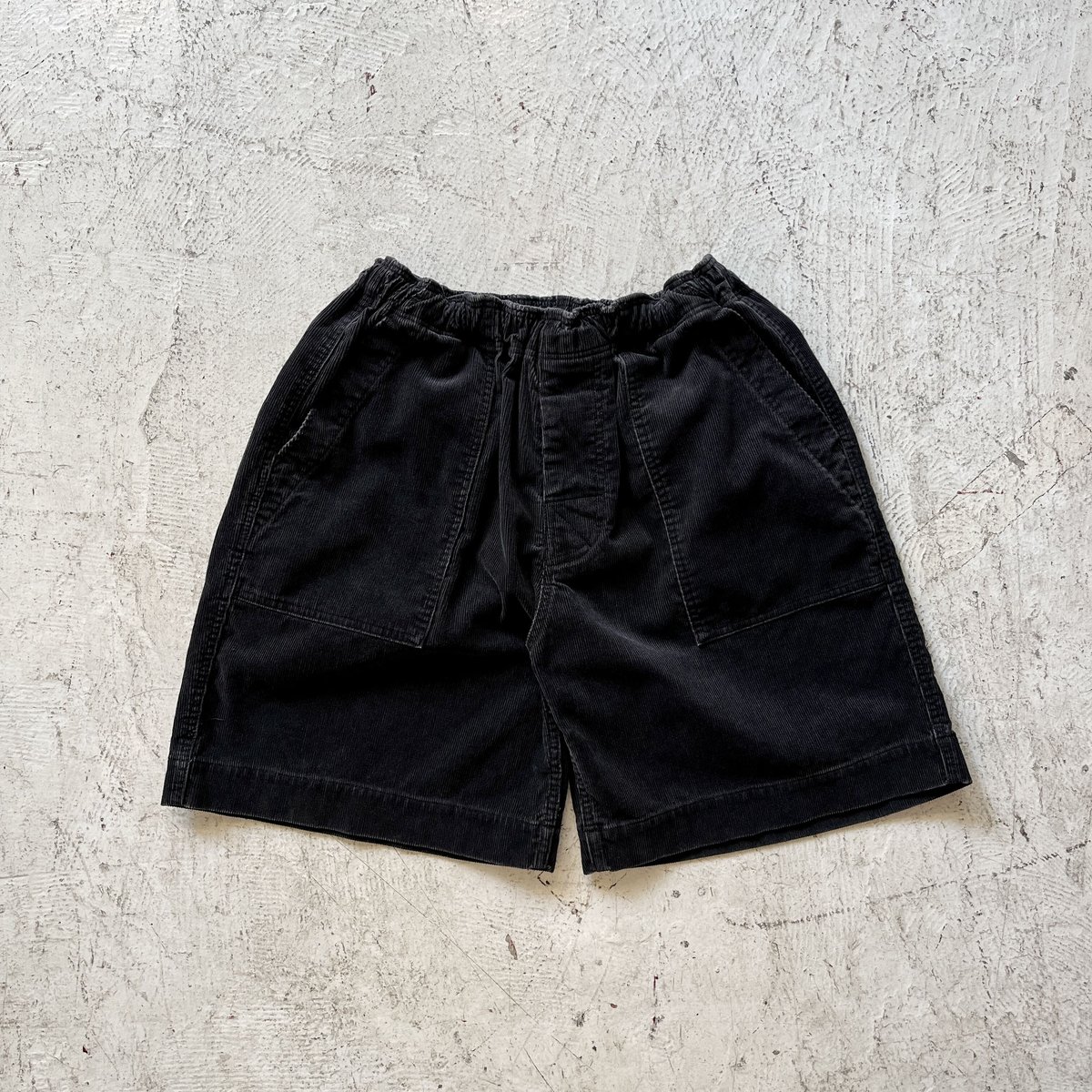 COMFORTABLE REASON “Fade Cord Shorts” | CopyAr