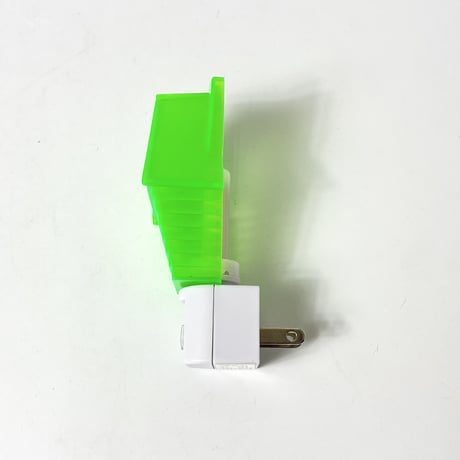 NEW "FAMILY MAID" SENSORED NIGHT LIGHT