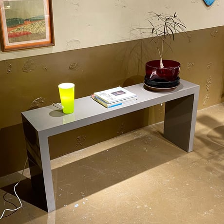 USED WOODEN DISPLAY SHELF