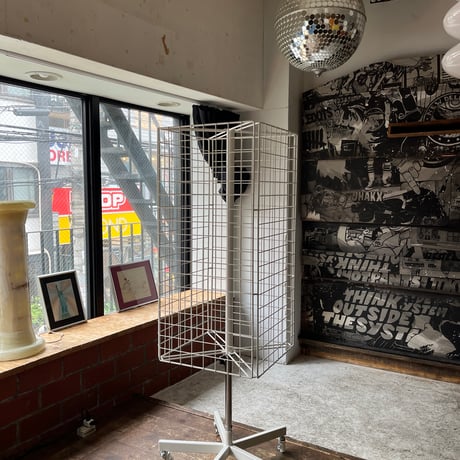 USED WIRE STEEL ROTARY RACK