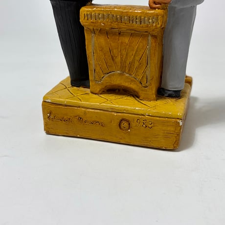 USED  80’S SALESMAN ORNAMENT