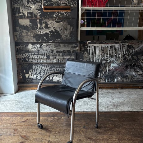USED "INNOVATOR BOGARTCAFE"