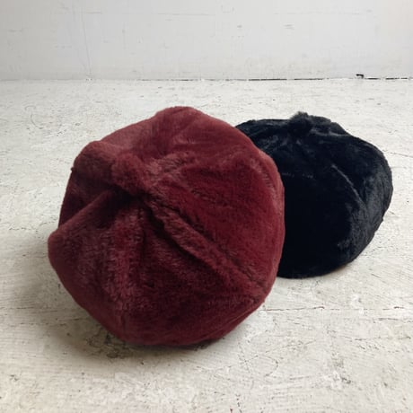USED POLYESTER FUR BERET