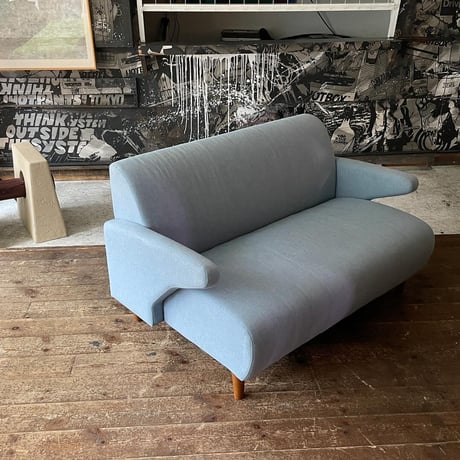 USED WOODEN LEG FABRIC 2P SOFA
