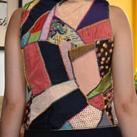 VINTAGE 30'S - 40'S HANDMADE PATCHWORK ZIPPER VEST