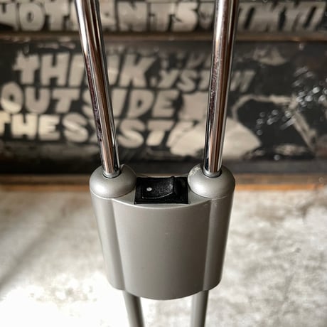USED FLOOR LAMP