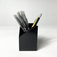 USED ACRYLIC PEN STAND