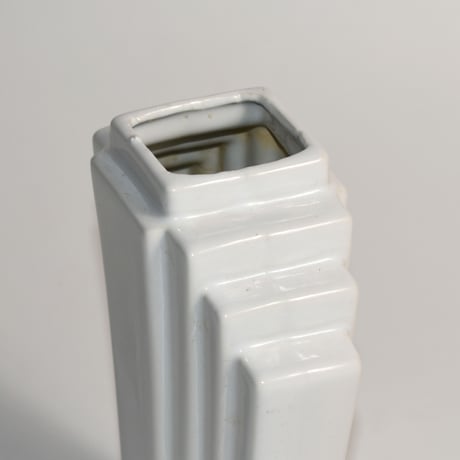 USED 80'S  CERAMIC FLOWER VASE