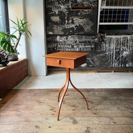 USED WOODEN SIDE TABLE