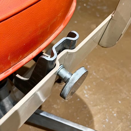 VINTAGE 50S “STEELCASE” OFFICE CHAIR