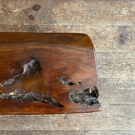 USED WOODEN BENCH