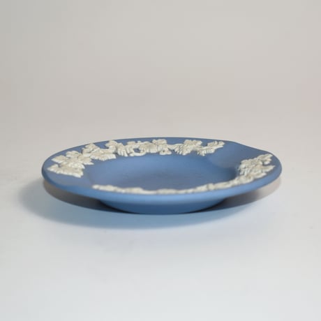 USED "WEDGWOOD" JASPERWARE ASHTRAY
