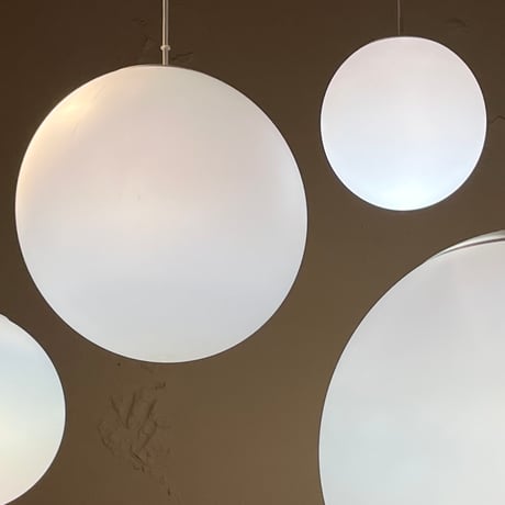 JAPAN USED PLASTICS GLOBE PENDANT LAMP