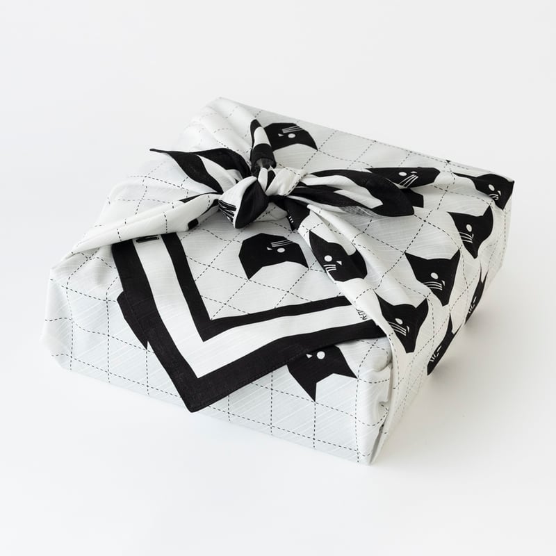 ネコサケ風呂敷ギフト箱 NEKOSAKE FUROSHIKI GIFT HAKO | NEKO