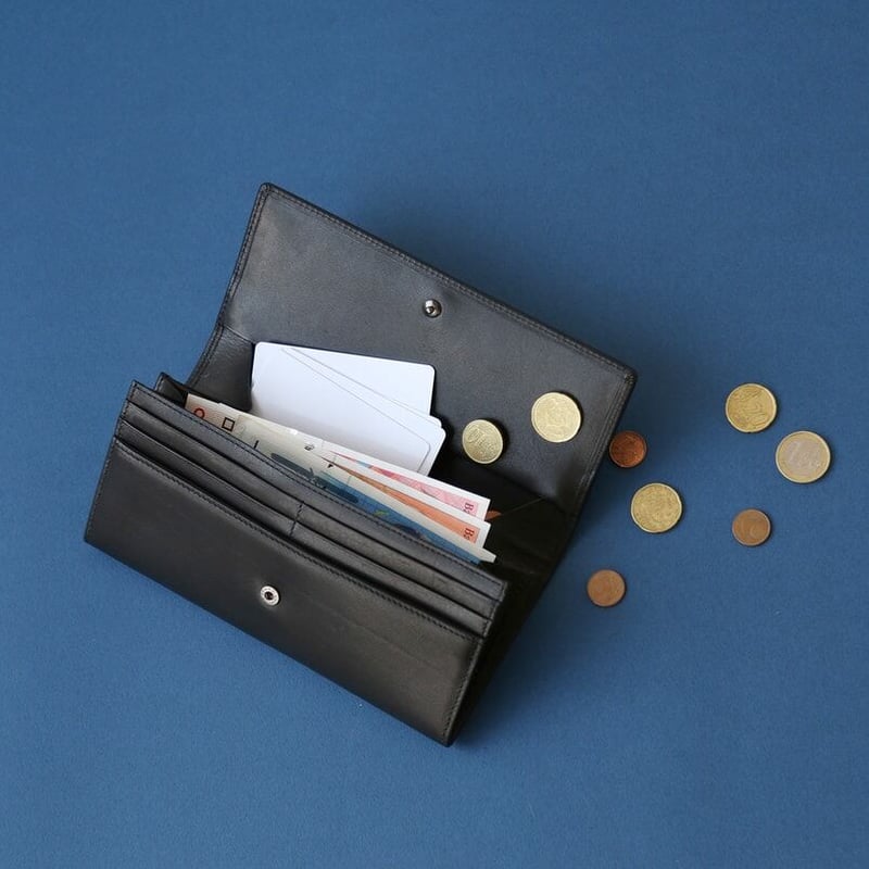 カード25枚、札も小銭も出し易い「スマート長財布」1030-601 | kuramae