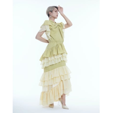 【微光沢ローン】ロングフリルワンピース（309L-D65880）