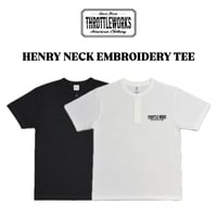 Henley neck Embroidery tee