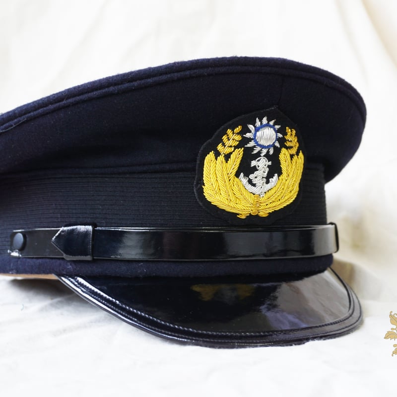 韓国軍 官給品ベレー帽 中尉 57 Amazon.co.jp: 使用浅物/官給品□航空自衛隊 佐官用制帽 官給品
