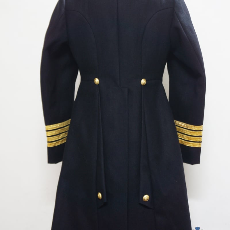 日本海軍 帝国海軍 三種軍装 陸戦服 背バンド 士官 上下 軍衣 軍袴 末期布 Yahoo!オークション - 旧日本海軍 第三種士官軍衣（背バンド型
