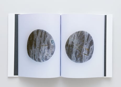 『STONE』伊奈 英次 ---STONE by Eiji Ina