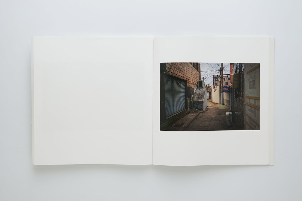 大邱の路地 = Les ruelles de Daegu　帯付き Les Ruelles de Daegu』デビッド・オオヤマ ----THE ALLEYS