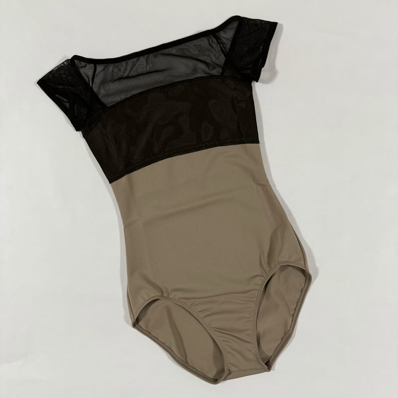 最安挑戦！ オフショルダーフレンチスリーブレオタード ウォームベージュ バレエ