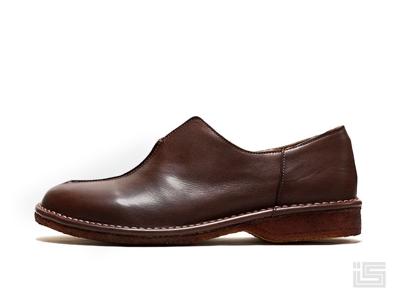 SAYA サヤ 51164 ダークブラウン センターシーム ステッチ デザイン SAYA サヤ 51164 ダークブラウン センターシーム ステッチ デザイン