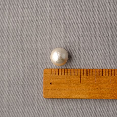 両穴コットンパール　＜12mm＞