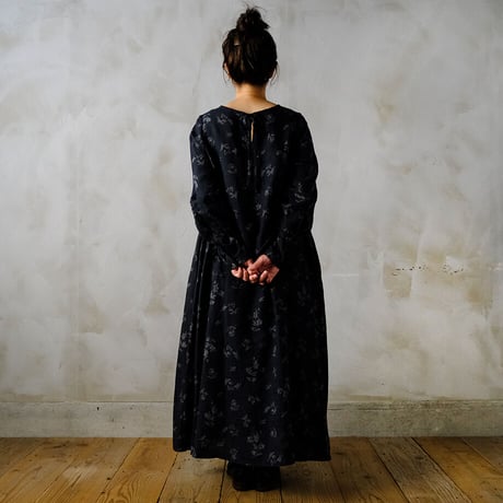 路傍の花　flare dress