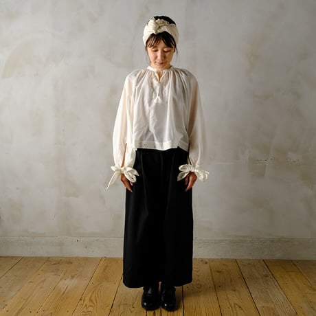 光の陰 smock blouse