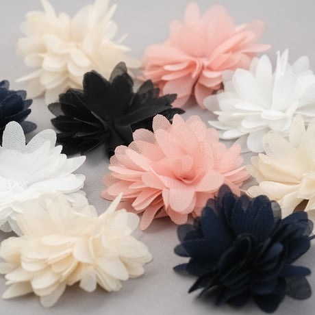 お花の貼り付けパーツ　ダリア　丸み花びら