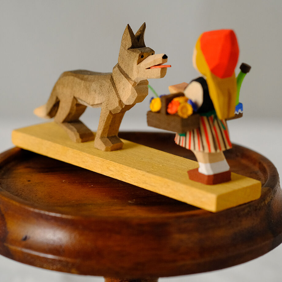 ドイツ工芸品 赤ずきんちゃん | walet