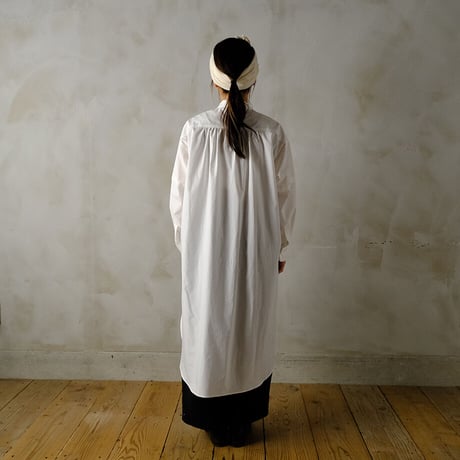 暗き光 Bosom shirt dress