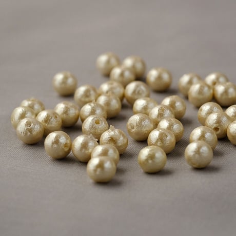 両穴コットンパール　＜6mm＞