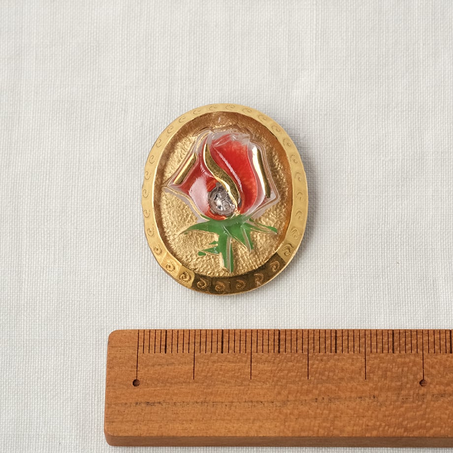 チェコガラスボタン 一輪のバラの蕾＜オーバル型 33×29mm