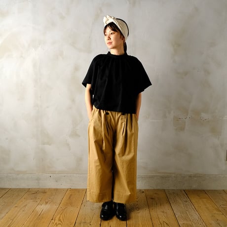 儚きかげ backless blouse