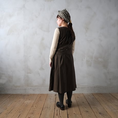言葉なき sleeveless tablier robe