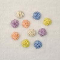 紫陽花みたいなビーズカボション