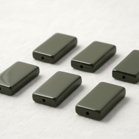 長方形ビーズ　マット