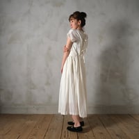 霞立つ朝 gathered neck dress